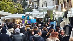 Tornano gli ambulanti di Forte dei Marmi: a Perugia e Città di Castello nel week-end del 14 e 15 dicembre
