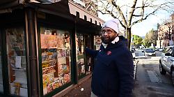 In via Cortonese ha riaperto l'edicola chiusa da anni