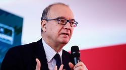 Scuola, al via concorso ordinario per 1.435 posti: modalità e termini. Il ministro Valditara: "Prosegue il nostro impegno"