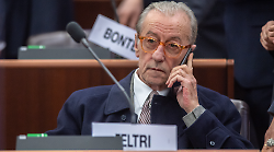 L'aneddoto di Vittorio Feltri: "A Orvieto giocai a calcio con Gianni Rivera"