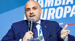 Viminale, torna il Servizio Civile nei Vigili del Fuoco, Prisco:  "Un'opportunità concreta per servire l’Italia"
