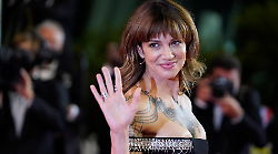 Asia Argento a Verissimo, tutti gli amori: dalla relazione con Morgan alla tragica scomparsa del compagno Anthony Bourdain 
