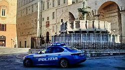 Perugia, maltrattamenti in famiglia: chiude la moglie in casa, arrestato 36enne gi&agrave; ammonito