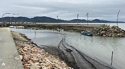 Il lago Trasimeno è in grande crisi: livello ai minimi storici a gennaio. Pescatori disperati e dal commissario Dell'Acqua nessuna risposta ai cittadini