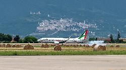 Aeroitalia, altro stop: il volo da Perugia per Comiso non decollerà più