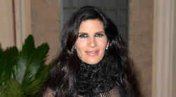 Pamela Prati ospite oggi in tv da Monica Setta  a Storie di donne al bivio: dal possibile flirt con un ragazzo di 20 anni alla storia con  Mark Caltagirone
