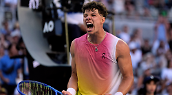 Ben Shelton, chi è l'avversario di Sonego ai quarti degli Australian Open: ranking, soprannome e tutti i titoli Atp