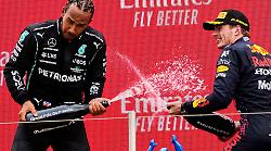Formula 1, l'effetto Hamilton spinge la Ferrari verso il titolo piloti 
