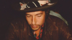 Bob Dylan, il mistero del tragico incidente che cambiò la traiettoria della sua carriera 