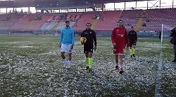 Stadio Curi ricoperto dalla grandine e fischio d'inizio di Perugia-Pescara in bilico fino all'ultimo: le foto