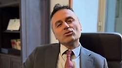 Alessandro Condurro, il boss in incognito. Chi è l'ad de L’Antica Pizzeria da Michele in the world. La pizza perfetta, i segreti, le passioni e gli ordini del nonno