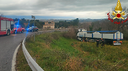 Con il camion nella scarpata, cordoglio per Tito Scapeccia