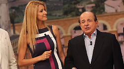 Adriana Volpe e Giancarlo Magalli ospiti oggi in tv da Caterina Balivo a La Volta Buona: dalla dura lite alla pace fatta in tv