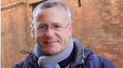 Terremoto, il professor Tavarnelli: "Niente panico, ecco cosa fare in caso di scossa"