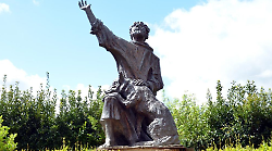 Il festival del Medioevo si sposta nel convento di San Francesco: quest&rsquo;anno sar&agrave; dedicato alla figura del lupo