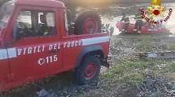 Terni, rientra l'allarme per le ricerche della donna sul fiume Nera, i vigili del fuoco: "In quel punto della ringhiera c'è un sentiero usato per raggiungere dei palazzi"