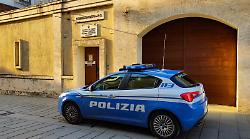 Ai domiciliari per estorsione, inizia a spacciare: in carcere 55enne