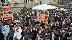 Perugia, il Consiglio di Istituto del liceo Alessi sfiducia la preside Paladino