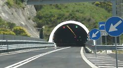 Chiude ancora la Perugia-Ancona: traffico deviato sul vecchio tracciato tra Valfabbrica e Casacastalda. Ecco quando