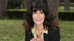 Mita Medici ospite di Caterina Balivo a La volta buona, chi è: la carriera, l'amore per Franco Califano, il tradimento di Adriano Panatta