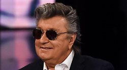Bobby Solo e il nome d'arte nato per errore: la storia del malinteso con la segretaria della casa discografica