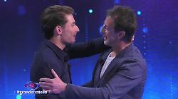 Grande Fratello, Tommaso Franchi rientra a Siena e pranza con nonna Alba