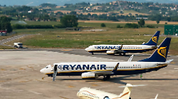 Voli charter per i turisti di Spagna e Sud America: attivato il piano della Regione per le celebrazioni francescane