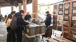 Il vinile batte la pioggia: successo al Tartarugone