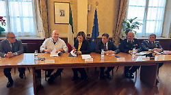Terni, prefetto Orlando e sindaco Bandecchi firmano protocollo contro le truffe agli anziani