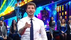Stasera tutto è possibile, il finale di una stagione da record. Ospiti e giochi: le anticipazioni dell'ultima puntata