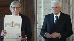 Perugia, il professor Pellicciari premiato dal presidente Mattarella con la Medaglia di bronzo al merito della sanità pubblica