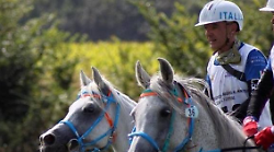 Addio a Corrado Tiberi, morto a 64 anni durante una passeggiata a cavallo. Era campione ed ex nazionale di Endurance