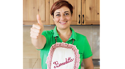 Il giorno di Benedetta Rossi tra ricette, selfie e autografi al Valdichiana Village
