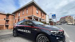 Narni Scalo, rubano in tre supermercati in una sola mattinata: i Carabinieri arrestano due giovani. Nell'auto anche 20 bottiglie d'olio, salumi e formaggi