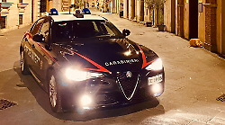 Foligno, viola il divieto di avvicinamento e aggredisce la ex: arrestato 38enne
