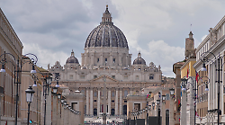 Oggi col Corriere dell'Umbria in regalo il poster di Papa Francesco 