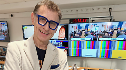Alex Revelli dalle televendite a direttore di Teletruria, il piccolo schermo e la gastrosofia. Susanna, gli hobby e i progetti
