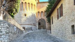 In Umbria ci sono 3.145 paperoni. Corciano è la città più ricca, Perugia batte Terni