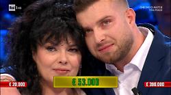 Affari Tuoi, Alessio da Foligno accetta i 53 mila euro dal Dottore ed esulta: ecco come è andata