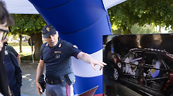 Castiglione del Lago, studenti a lezione di educazione stradale con la polizia di Stato. In piazza c'è pure la Lamborghini Huracan