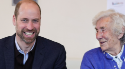 Il principe William e la centenaria: l'incontro conquista Instagram. I follower: "Qualità da grande re"