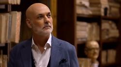 Edoardo Sylos Labini torna con la seconda stagione di Inimitabili: prima puntata stasera in tv domenica 4 maggio