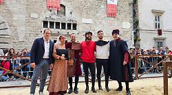 Corsa all'Anello storica: vince Leonardo Piciucchi di Fraporta allo spareggio con l'anello da 3 centimetri