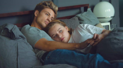 Vicino all'orizzonte stasera in tv giovedì 8 maggio su Rai 2: trama e cast del film basato sul romanzo autobiografico di Jessica Koch