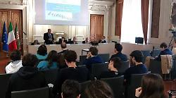 Giornata dell'Europa, gli studenti del classico Mariotti in consiglio regionale: dibattito su pace, difesa, riarmo e intelligenza artificiale