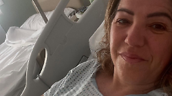 Tiziana Nisini rivela: "Operata per un tumore al seno, una festa della mamma speciale". Il messaggio ai figli