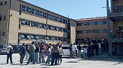 Spray urticante spruzzato a scuola: evacuati gli studenti del Campus da Vinci