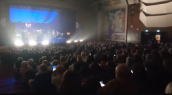 Fiorella Mannoia, concerto sospeso per alcuni minuti: black out del sistema d'allarme al Lyrick. Cosa è successo