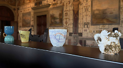 Quando la tazzina del caffè diventa un'arte: ecco la prima mostra in Italia