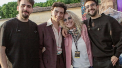 Il Volo arriva su Canale 5 con il nuovo show-evento Tutti per Uno – Viaggio nel Tempo: ecco le litigate più grosse del gruppo nato con la Clerici